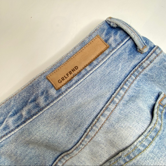 GRLFRND Karolina Distressed Ankle Jeans NWOT - Picture 6 of 8
